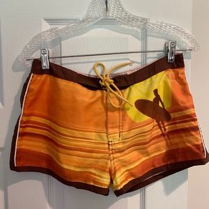 Swimming shorts Size 9 (Juniors)